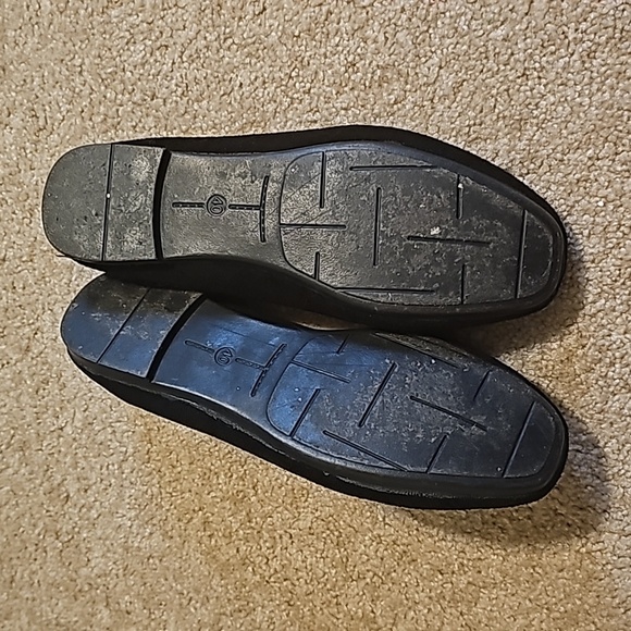 Womens black flats - Picture 3 of 3